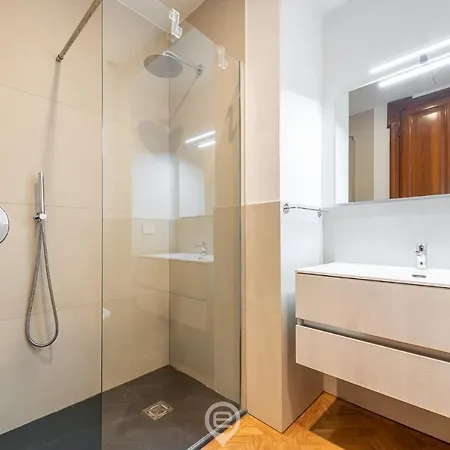 Historic Floral House Apartment Cagliari