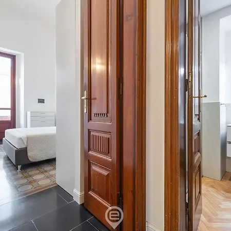 Historic Floral House Apartment
